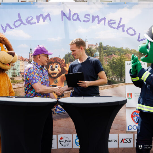 https://www.gzl.si/wp-content/uploads/2026/07/2026_06_13-Dogodek-Tandem-nasmehov-MNZJU-LOGO-spletna-stran-001-540x540.jpg